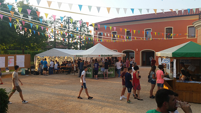 Foto di una serata della Settimana della Comunità 2016 della parrocchia di Salgareda
